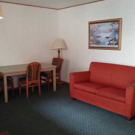 Olympia Inn Екстериор снимка