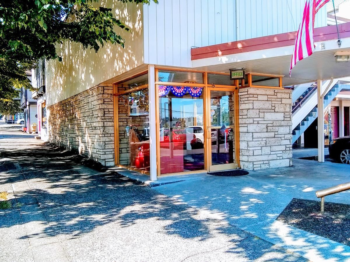 Olympia Inn Екстериор снимка