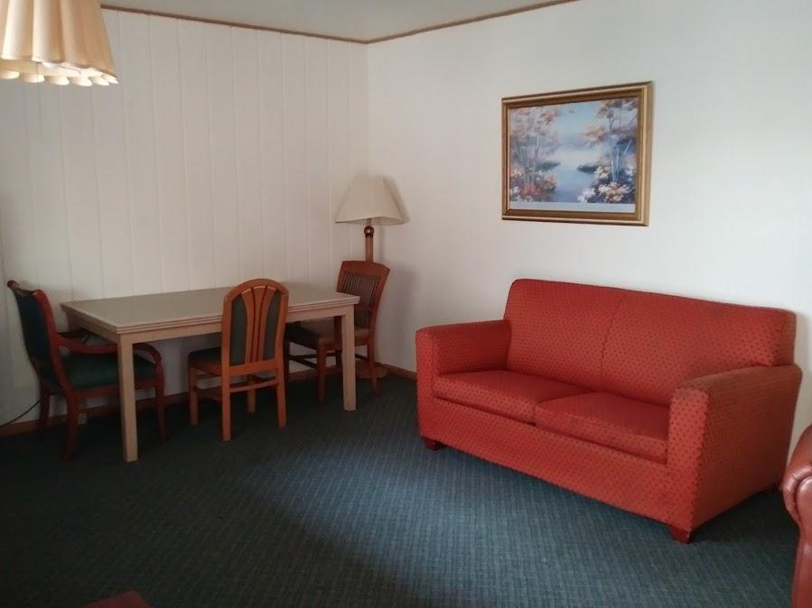 Olympia Inn Екстериор снимка